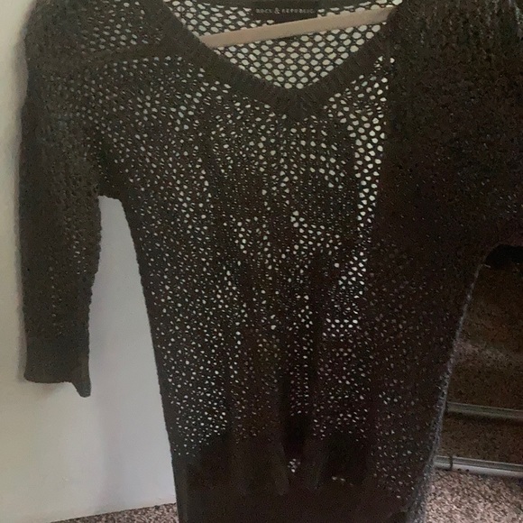 Small - Picture 4 of 4